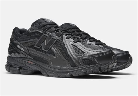 new balance 1906r protection pack black